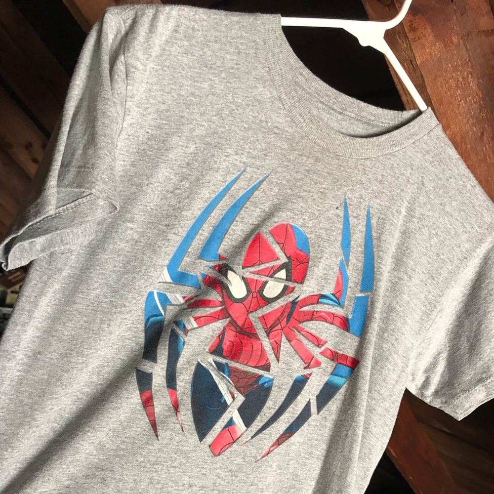 Spider-Man Epic Threads Medium Tee